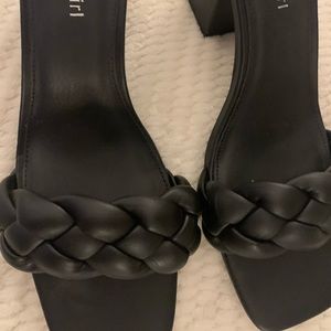 Madden Girl woven sandal heels - black size 10